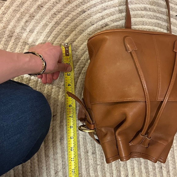 Vintage Coach Thompson Bucket Bag British Tan - Picture 11 of 13